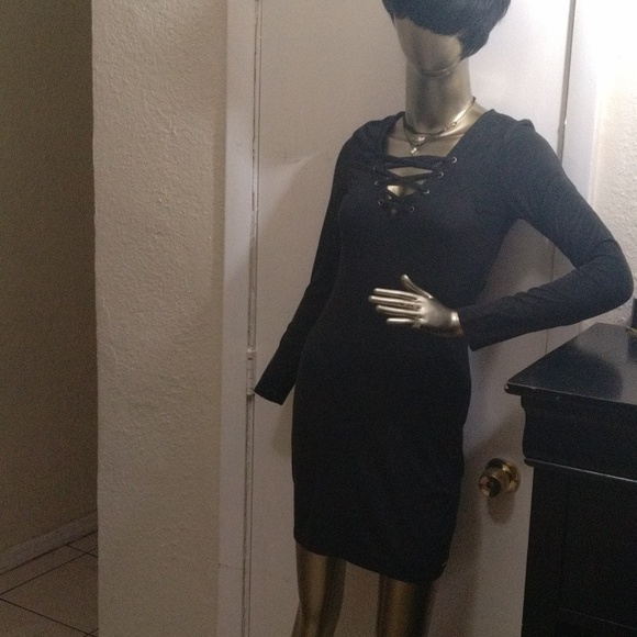 Black GUESS Dress long sleeve criss cross bosom - Picture 5 of 16